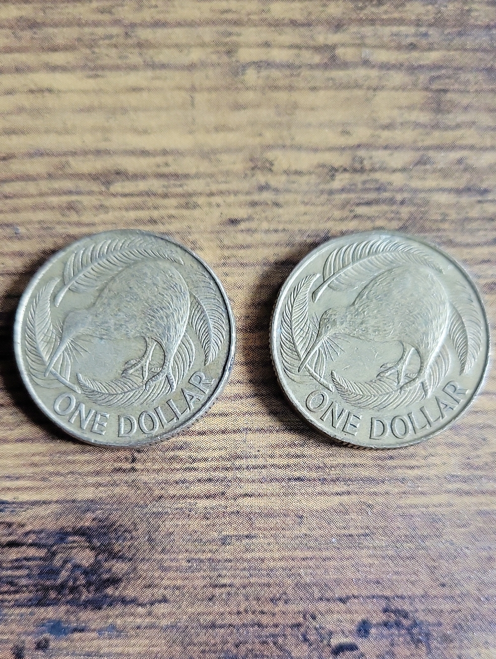 1990 New Zealand One Dollar Coins - Gold Tones